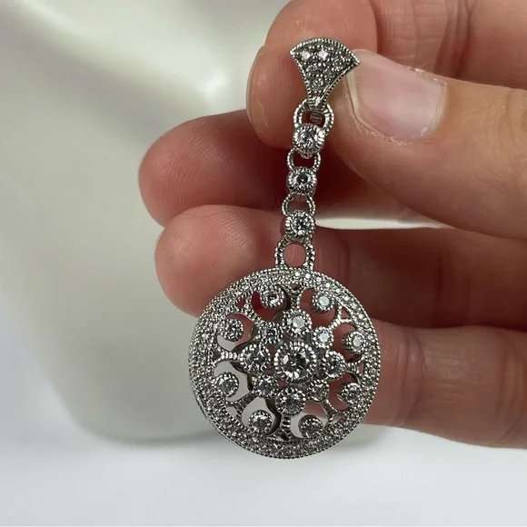 Judith Ripka Silver 925 Diamonique Diamond CZ Cubic Zirconia Circle Pendant - Picture 3 of 6